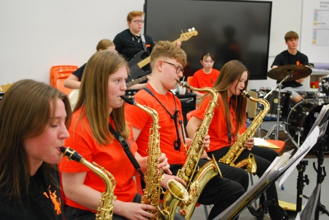 DONCASTER YOUTH SWING ORCHESTRA 24/25 16